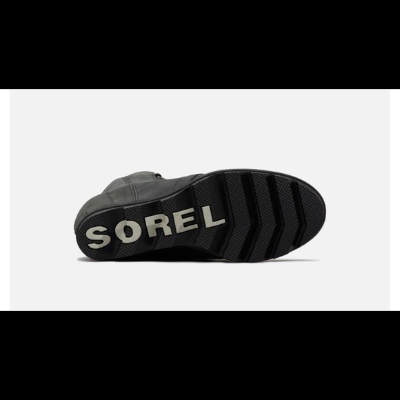 Sorel Joan of Arctic II - Black - NEW IN BOX!! - Picture 3 of 4
